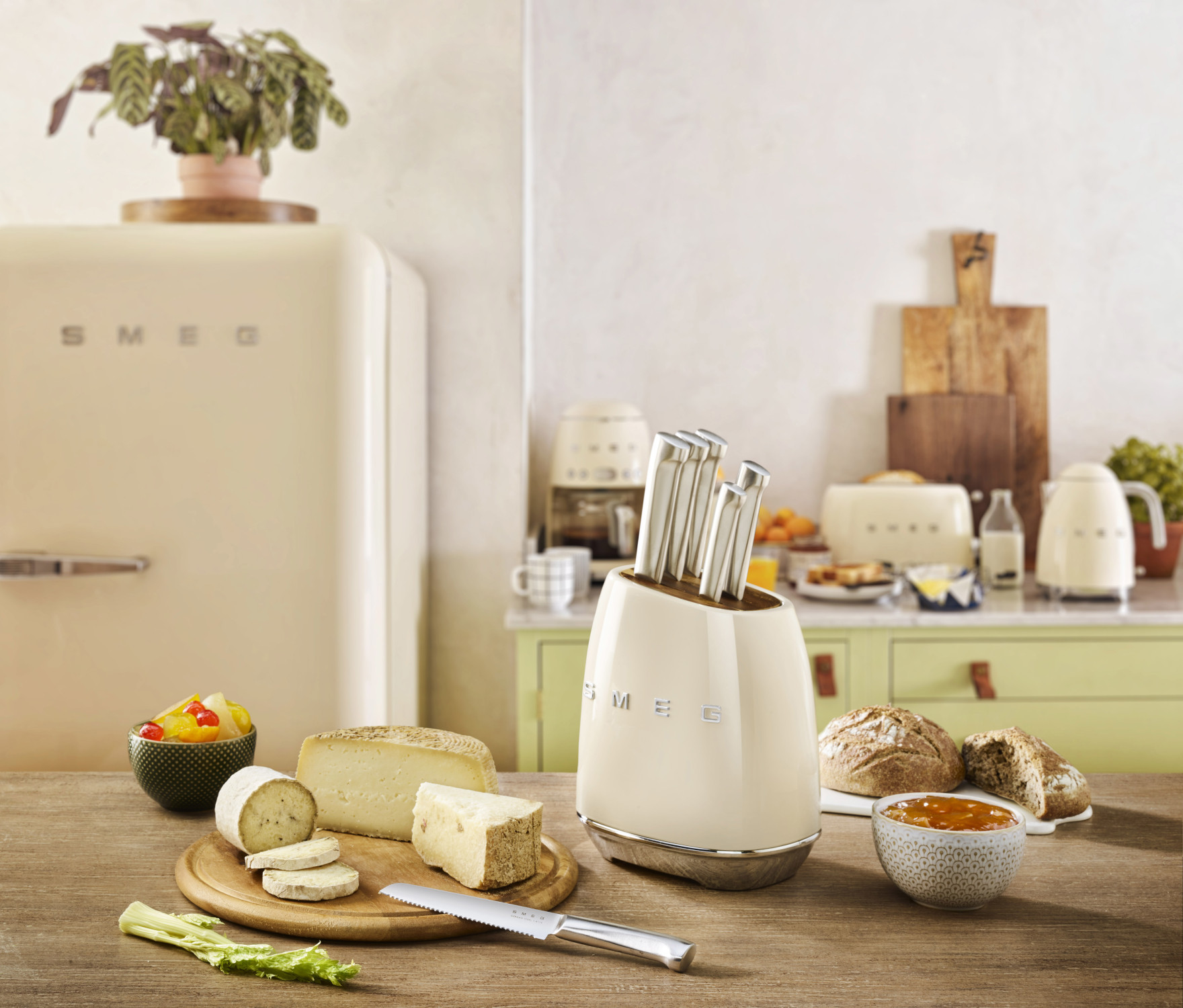 Smeg késkészlet - prémium design és anyagok