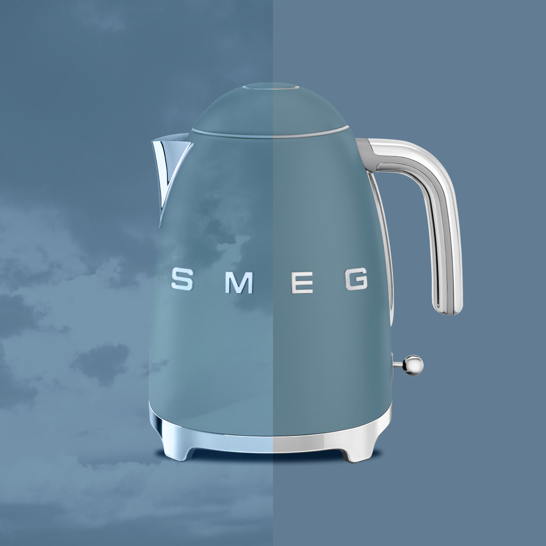 Smeg matt viharkék vízforraló