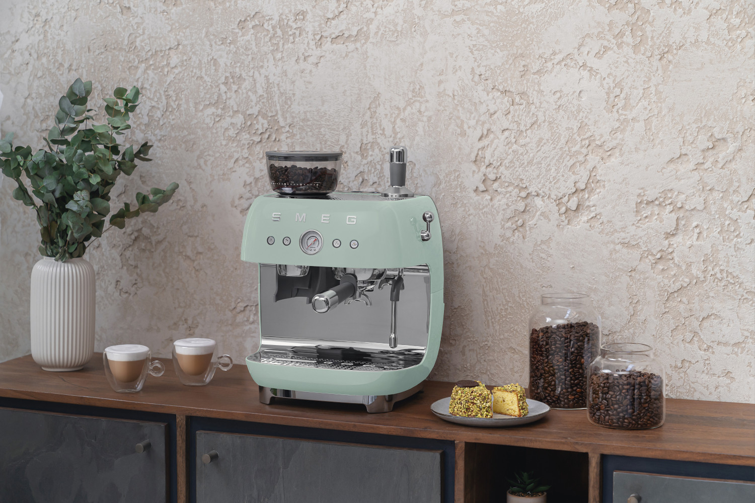 SMEG DARÁLÓS KAROS ESPRESSO KÁVÉFŐZŐ TEJHABOSÍTÓVAl, 50-es évek retro design, világoszöld