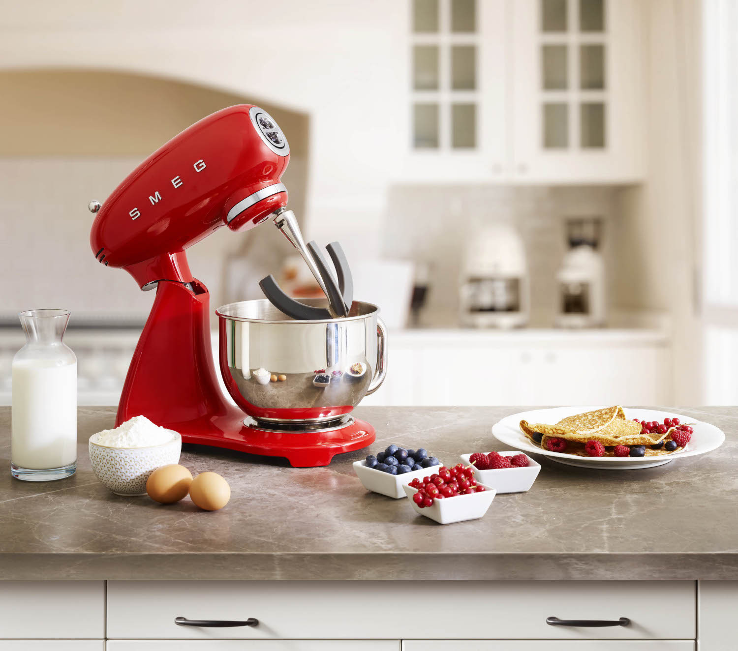 Smeg piros konyhai robotgép