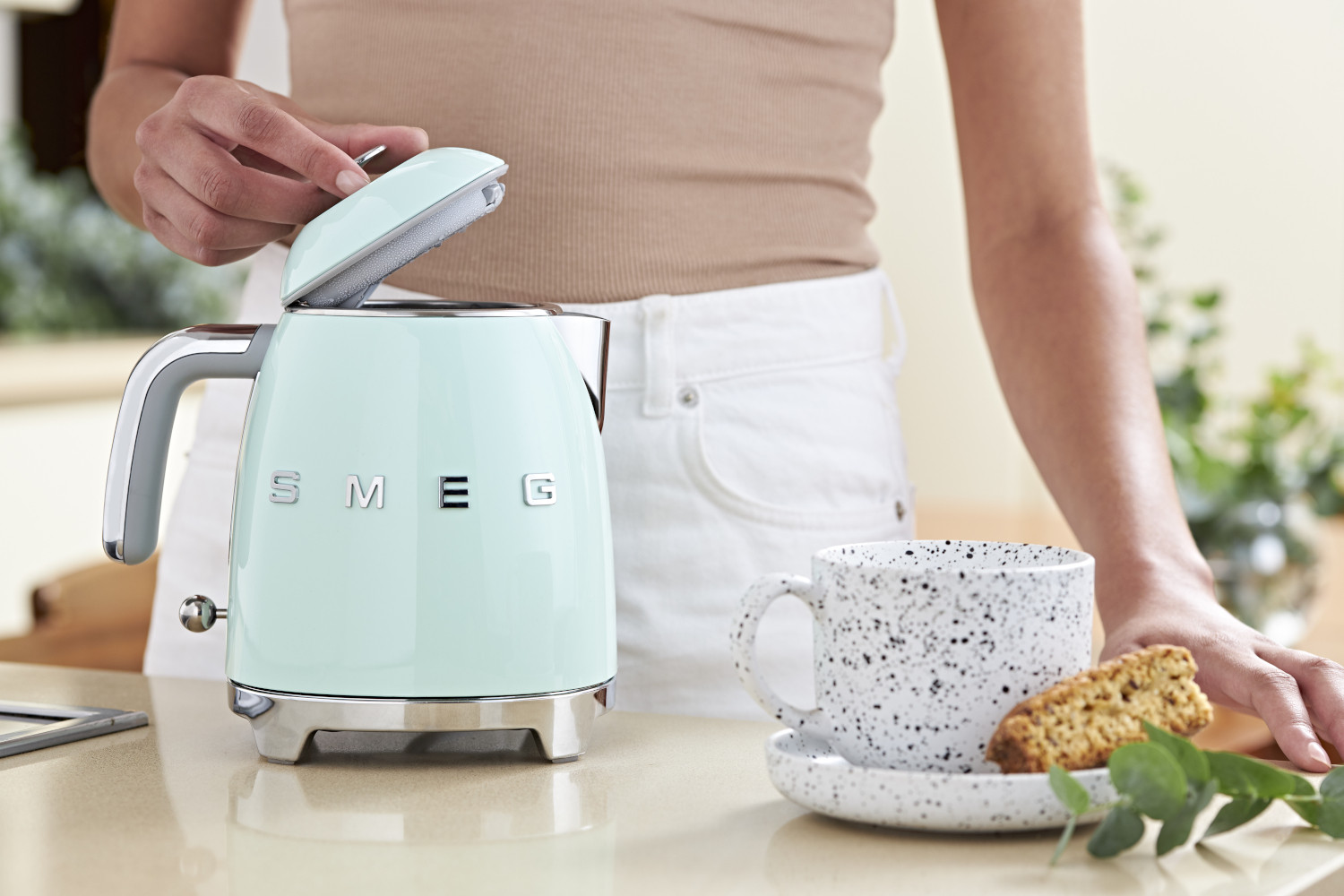 Smeg világoszöld mini vízforraló