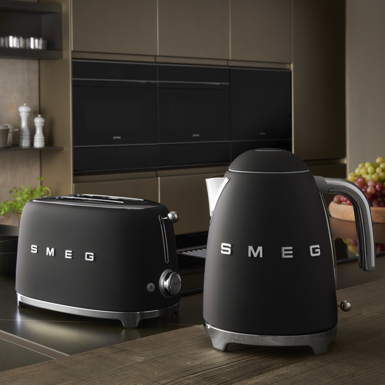 Smeg matt fekete reggeliző szett