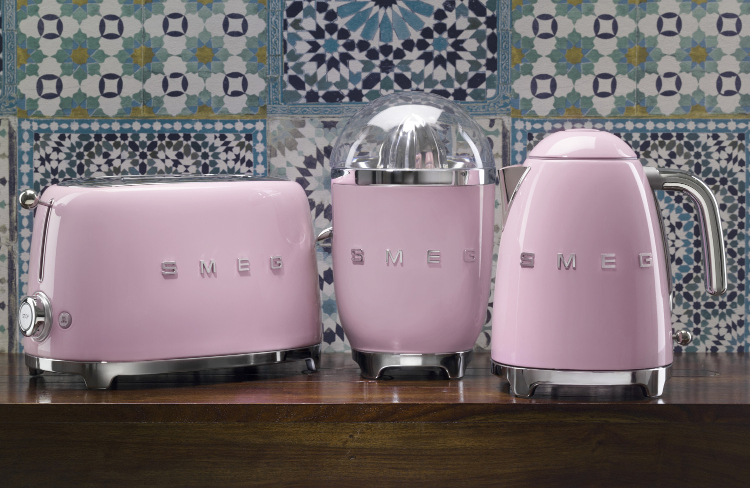 Smeg rózsaszín kenyérpirító, citrusprés és vízforraló